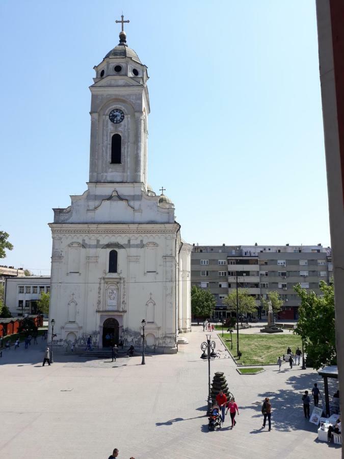 Prenociste Nikolas Grand Smederevo Eksteriør billede